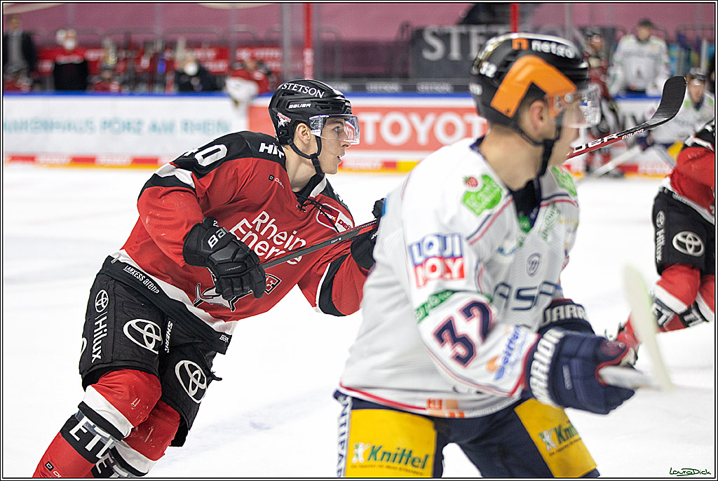 PENNY DEL; Koelner Haie- Eisbaeren Berlin; Koeln, 28.12.2021